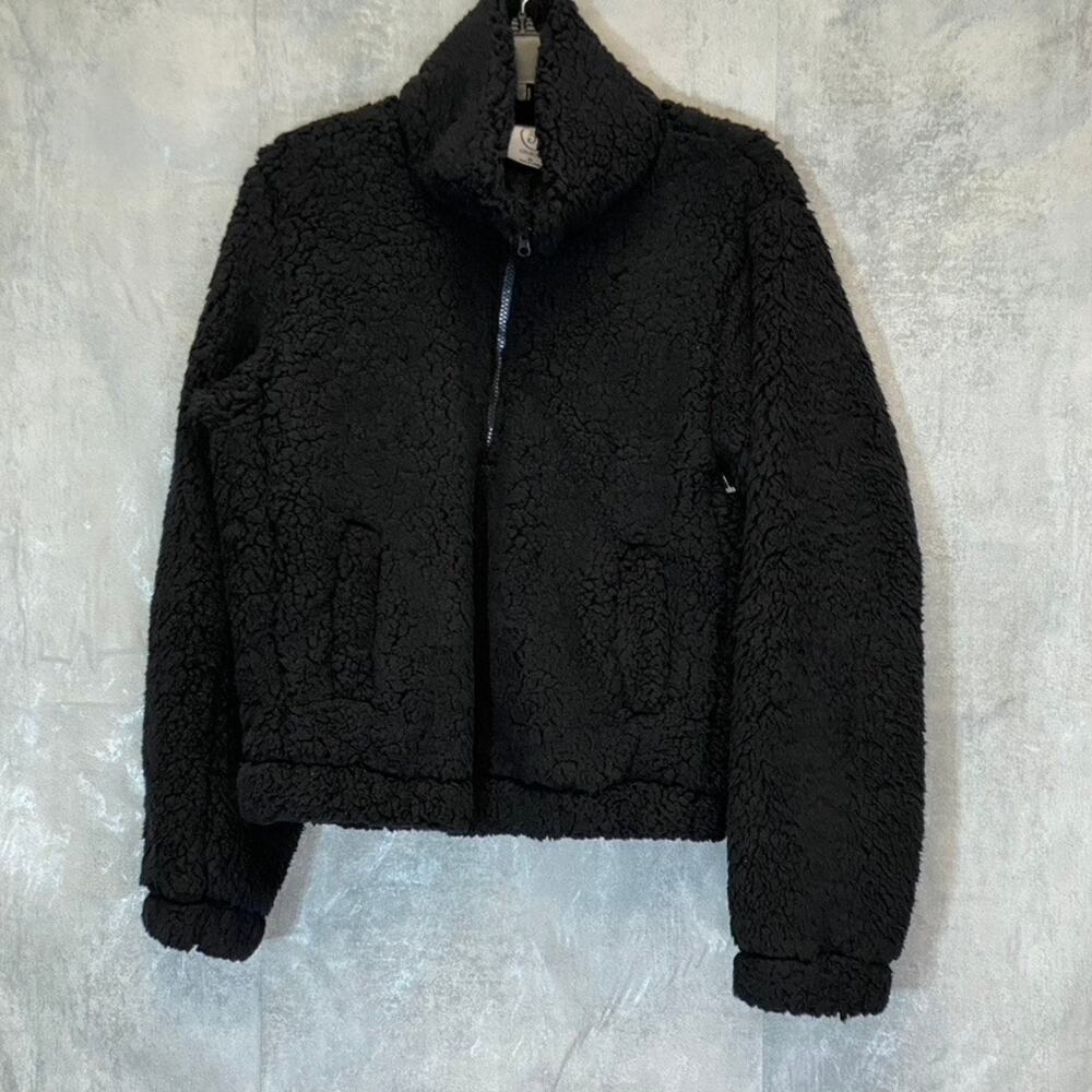 SAGE COLLECTIVE Women's Black Teddy Half Zip Jetsetter Faux Shearling Cropped